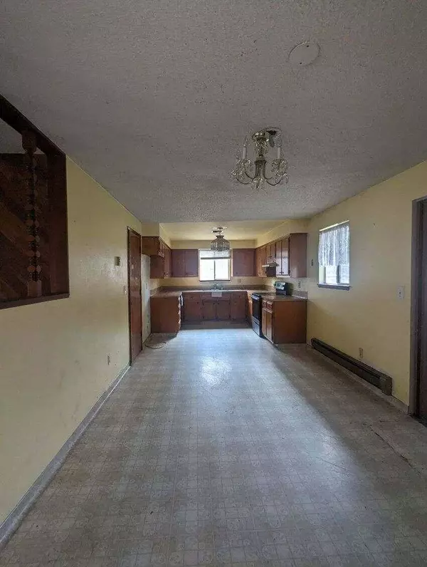 2141 Cullison Ln, Grants Pass, OR 97527