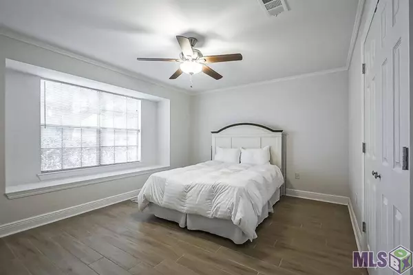 3633 SESSIONS DR, Baton Rouge, LA 70816