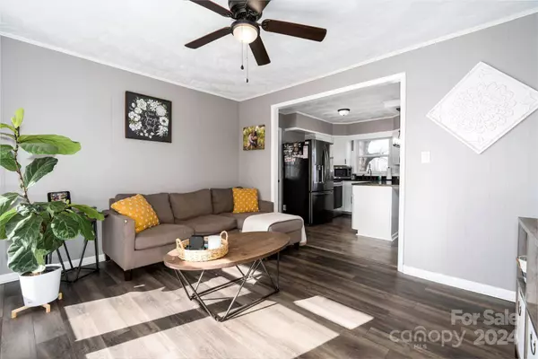 2500 Belshire DR, Conover, NC 28613