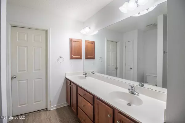 13218 W Country Hills Drive, Gulfport, MS 39503