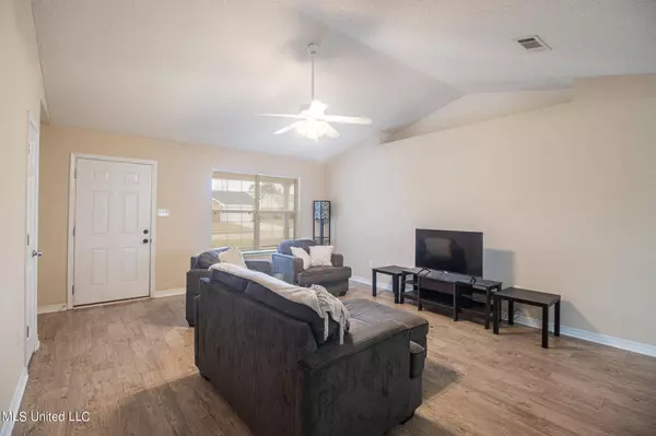 13218 W Country Hills Drive, Gulfport, MS 39503