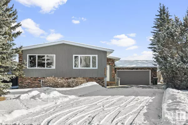 19 DUKE DR, Lamont, AB T0B 2R0