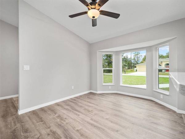 7 ROXTON LN, Palm Coast, FL 32164