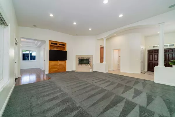 2048 Avocado Knoll Ln, Fallbrook, CA 92028