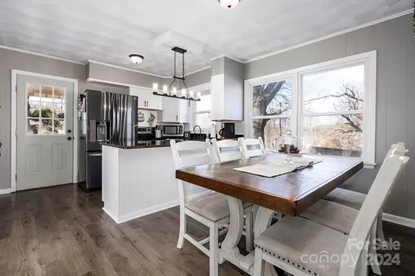 2500 Belshire DR, Conover, NC 28613