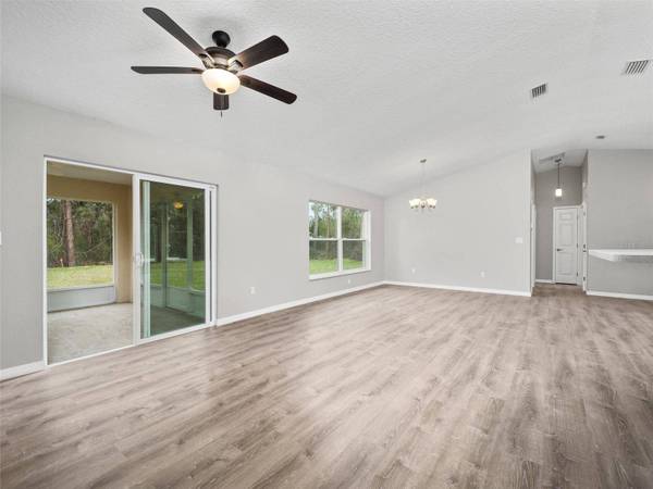 7 ROXTON LN, Palm Coast, FL 32164