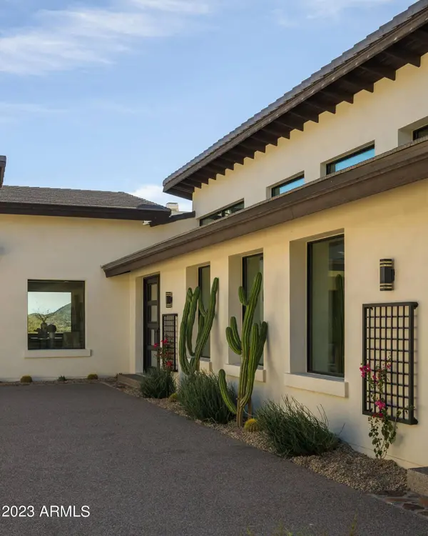 41825 N OLD STAGE Road, Cave Creek, AZ 85331