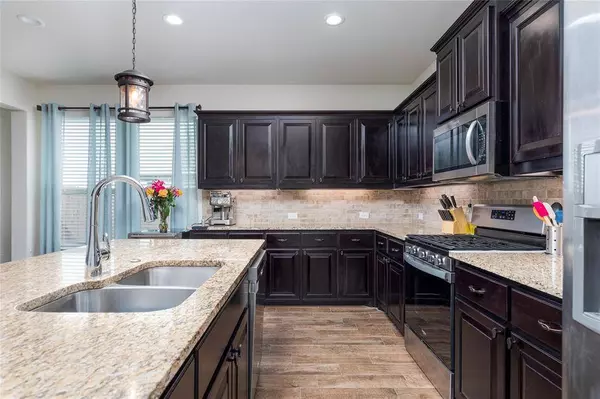 3443 Rebecca Lane, Krum, TX 76249