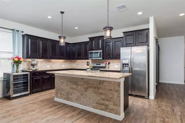 3443 Rebecca Lane, Krum, TX 76249