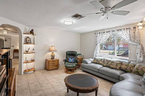 1626 53RD ST S, Gulfport, FL 33707