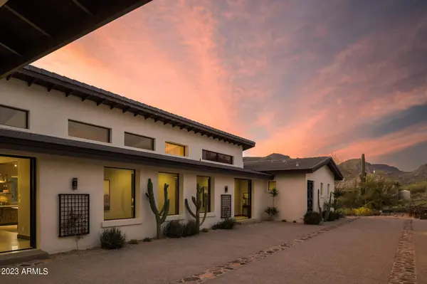 41825 N OLD STAGE Road, Cave Creek, AZ 85331