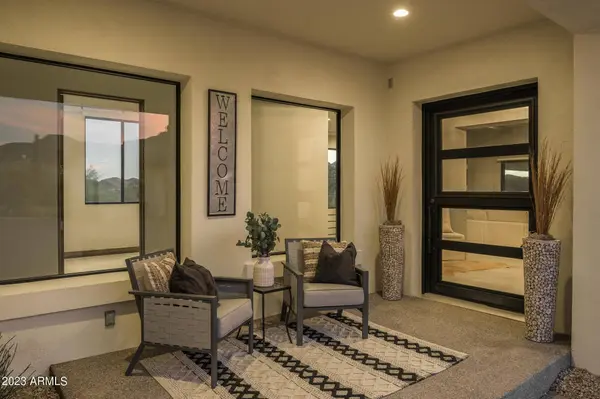 41825 N OLD STAGE Road, Cave Creek, AZ 85331