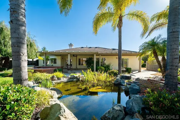 2048 Avocado Knoll Ln, Fallbrook, CA 92028