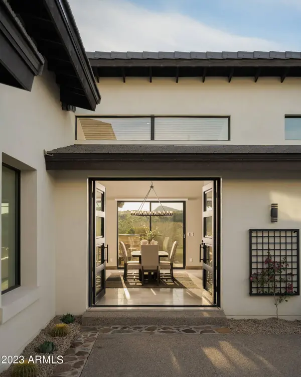 41825 N OLD STAGE Road, Cave Creek, AZ 85331