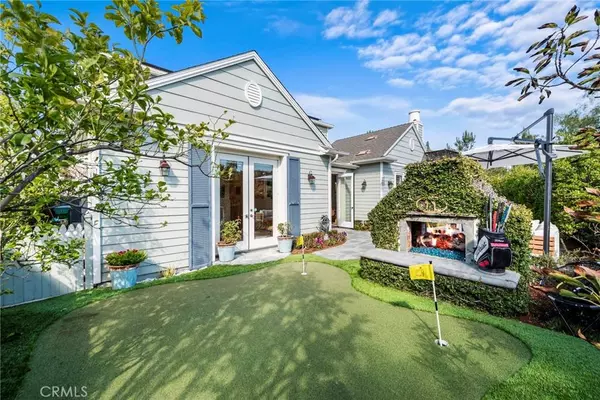 10 Emmy LN, Ladera Ranch, CA 92694