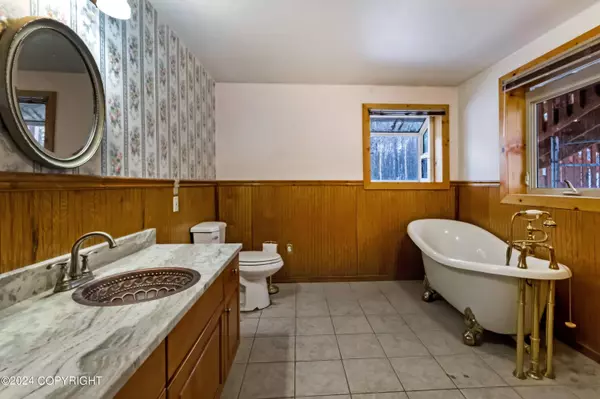 900 N Gray CT, Wasilla, AK 99623