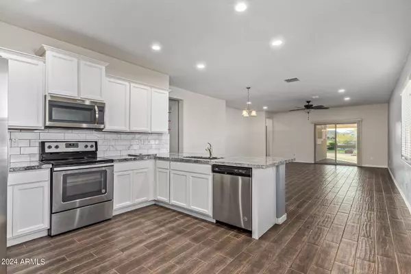 284 S 224TH Drive, Buckeye, AZ 85326