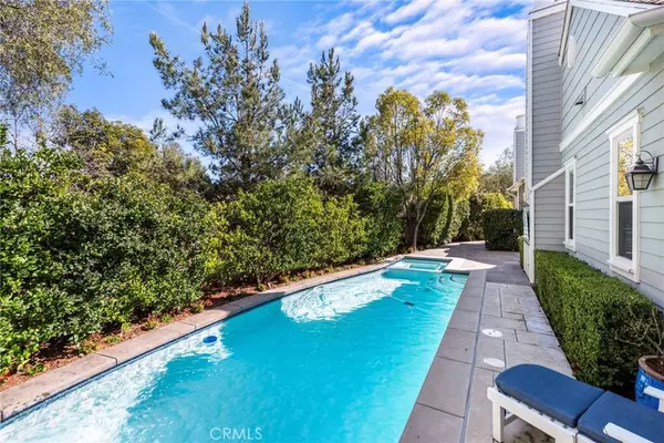 10 Emmy LN, Ladera Ranch, CA 92694