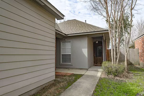 5620 ARIALO DR, Baton Rouge, LA 70820