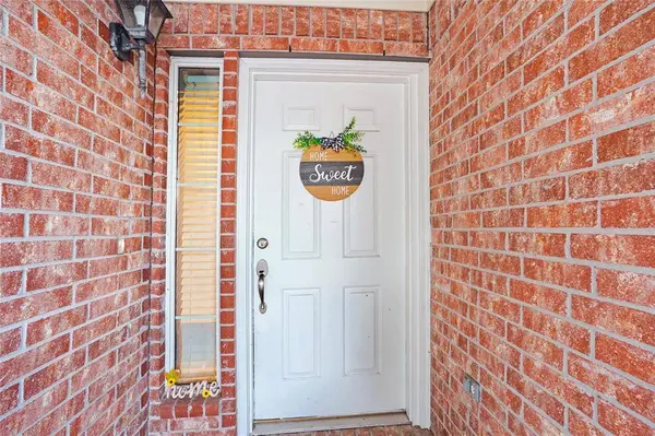 918 Red Alder CIR, Houston, TX 77073