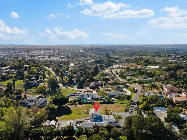 2113 Warmlands AVE, Vista, CA 92084