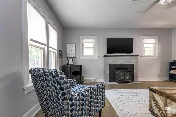 1530 Houston ST, Manhattan, KS 66502