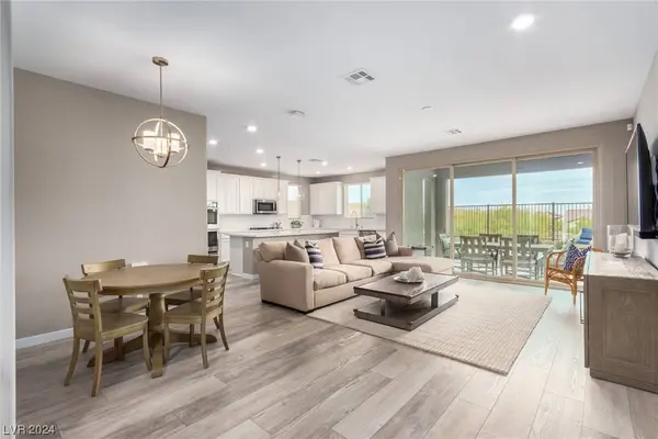 708 Rogue Wave Street, Las Vegas, NV 89138