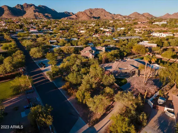 5801 N 30TH Street, Phoenix, AZ 85016