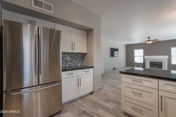 15236 S 15TH Avenue, Phoenix, AZ 85045