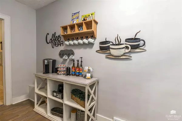 1530 Houston ST, Manhattan, KS 66502