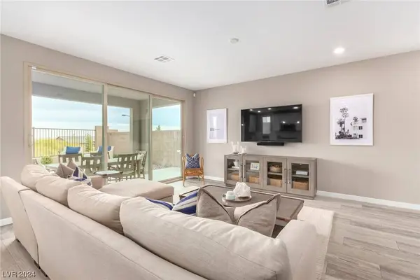 708 Rogue Wave Street, Las Vegas, NV 89138