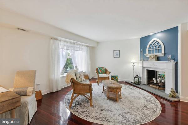 808 STONYBROOK #808, Norristown, PA 19403