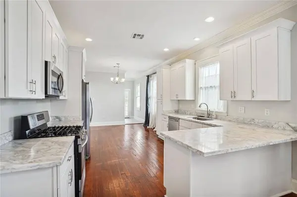 8932 BIRCH ST, New Orleans, LA 70118