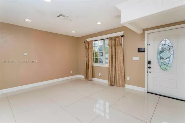 1680 SW 4th St, Homestead, FL 33030