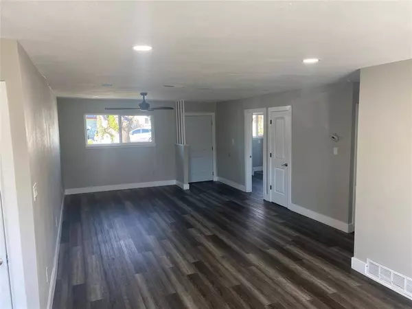 2618 E Mitchell Street, Arlington, TX 76010