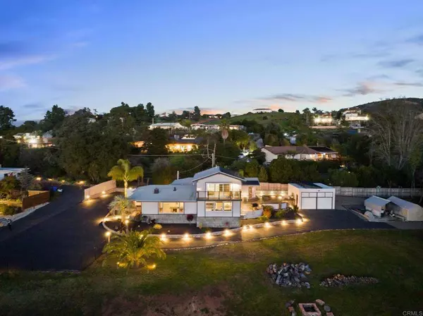 2113 Warmlands AVE, Vista, CA 92084