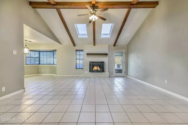 3147 Summer AVE, Alamogordo, NM 88310