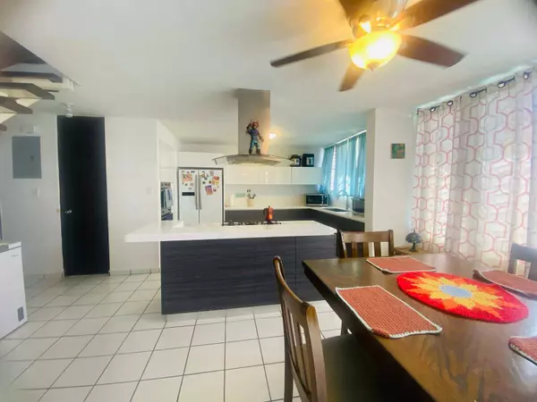 10 Calle Orocobix, Carolina, Rico 00987