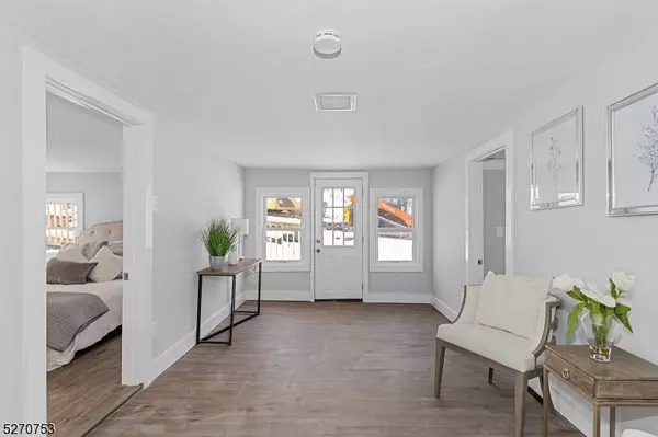 44 New Hampshire St, Newton Town, NJ 07860