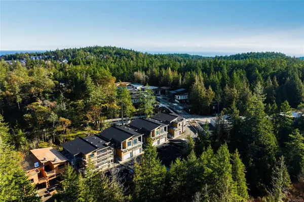 3921 Olympian Way #10, Colwood, BC V9C 0T1