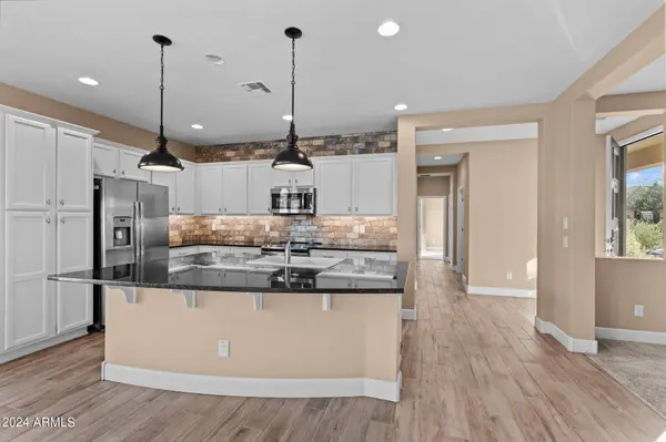 4360 CUTTER Lane, Wickenburg, AZ 85390