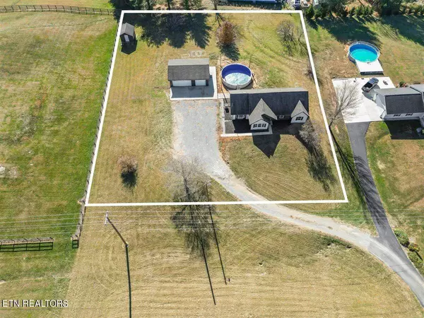 8075 Highway 63, Speedwell, TN 37870