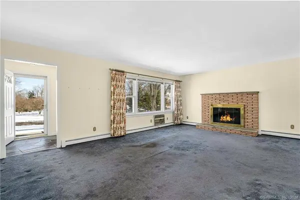 188 Emery Drive East, Stamford, CT 06902