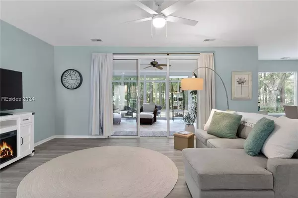 93 Hampton CIR, Bluffton, SC 29909