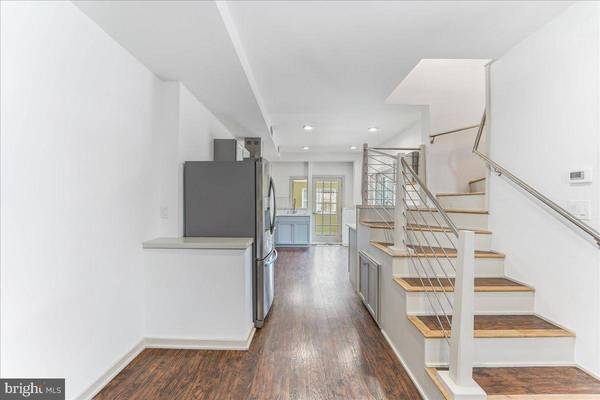 64 W CENTRAL AVE, Paoli, PA 19301