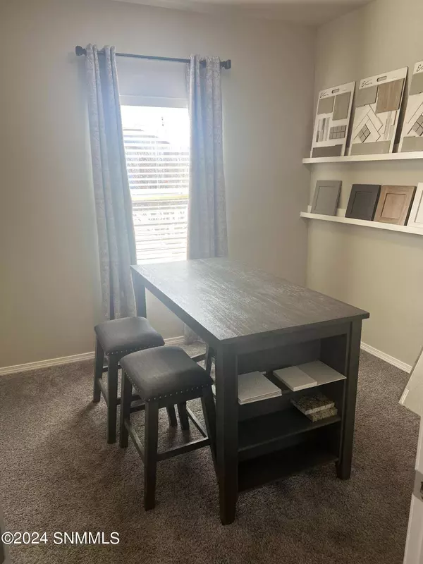 4602 Bolero RD, Las Cruces, NM 88012