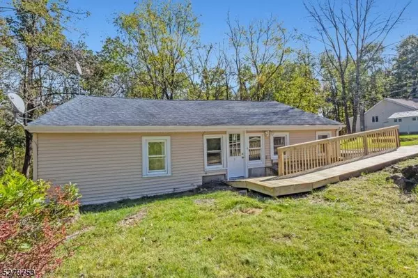 44 New Hampshire St, Newton Town, NJ 07860