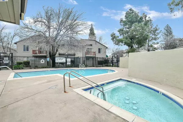 2005 San Jose Dr #156, Antioch, CA 94509