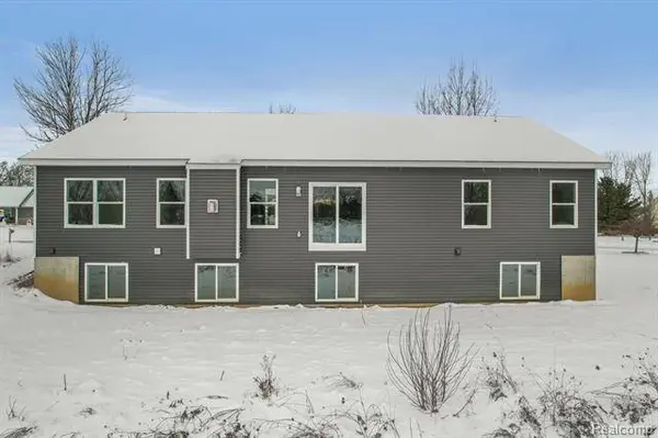 5036 WYNDEMERE, Swartz Creek, MI 48473