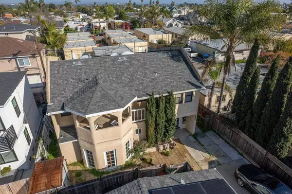 4825 27 Hawley Blvd., San Diego, CA 92116